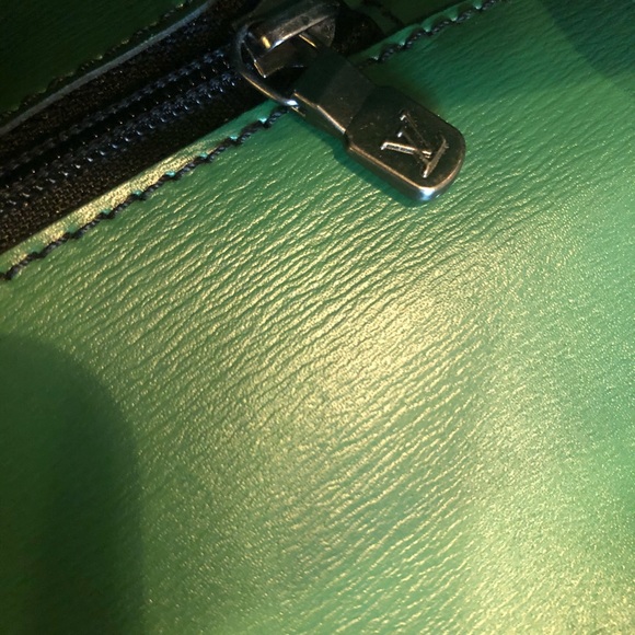 Louis Vuitton vintage green-document-laptop holder - Picture 5 of 10